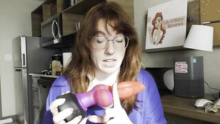 NSFW Review of the Fuxi knotted fox vibrator from The Wicked Fox