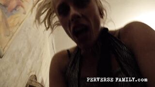Aunt Delivers the Ultimate Uncensored Service (Perverse Family)