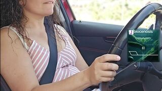Conduire avec un JOUET allumé : Je dois m'arrêter en urgence pour JOUIR