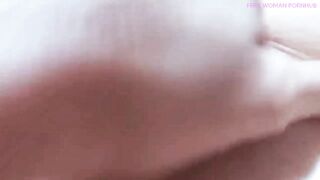 Woman gives in to enjoyment and has a biggest SQUIRT after vigorously rubbing her LARGE, SUPER-SENSITIVE CLITORIS / Immodest talk, groaning, amateur homemade