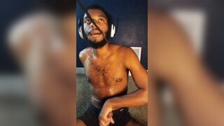 Pleased gooner mindlessly jerking it to porn