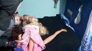 Orgía con princesas de Disney! // Parte 5- Cogiendo a la princesa de vestido rosa