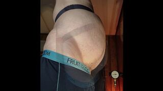 H you g e - Abdomen Inflation with Air