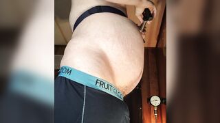 H you g e - Abdomen Inflation with Air