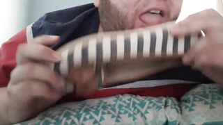 licking shoe
