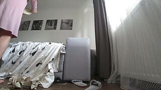 Настоящая измена жены с другом, пока ее муж на работе.