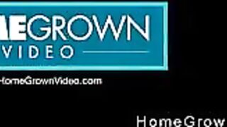 Massage turns into naughty pussy licking fun