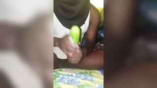 This babe took the ebony cucumber in her cunt like a pro ?⭐?