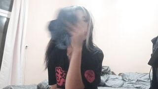БОСЫЕ НОЖКИ & ТРУСИКИ НА ЛИЦО, JOI ФЕМДОМ НА РУССКОМ. ЭВЕЛИНА РОУЗ