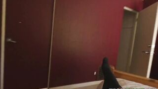 Cute stepsis blows her stepbro previous to stepmom comes home