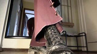 Clean my boots, dog. One try