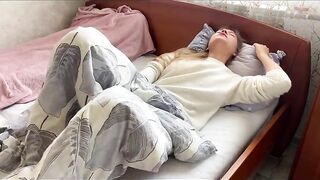 Youthful mama masturbates and cums on camera