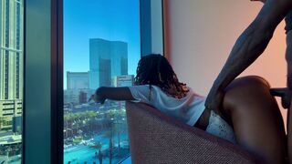 A Vibe And A Creampie In Vegas