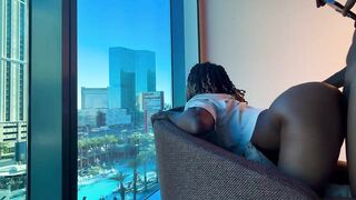 A Vibe And A Creampie In Vegas