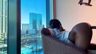A Vibe And A Creampie In Vegas