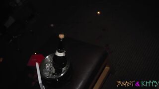 ItsKittyLove creams and cums all over bbc like a doxy