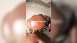 Bouncing My Booty On The Weenie