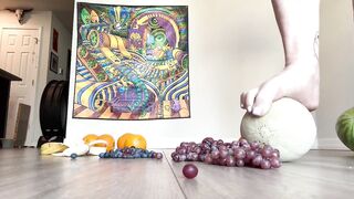 Size 16 Foot Crush W Fruit by 67 Domina