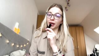 Am I Degenerating Males? Femdom
