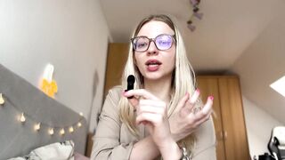 Am I Degenerating Males? Femdom
