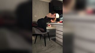 Check out my profile, it’s sexy ?