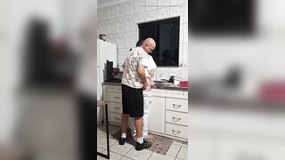 The Maid Got Drilled in the Booty in the Kitchen During the time that Washing the Dishes