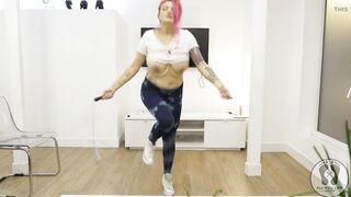 Yoga Training Warmup Jumping Jacks Skipping Rope Large Breasts