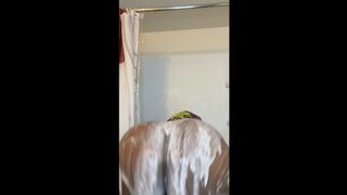 big beautiful woman shakes large soapy butt looking for a breeder