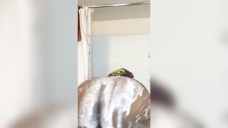 big beautiful woman shakes large soapy butt looking for a breeder