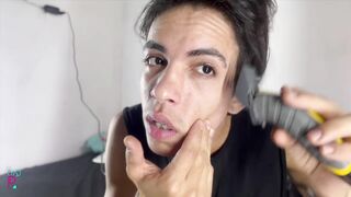 PASSIVE INDIVIDUAL INSERTS TOY WHILST INTENSELY MASTURBATING