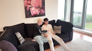 Oral job during Fortnite Gaming