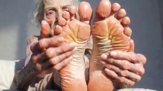 Granny Foot Oil Play - Self Massage Makes Her Lewd and Oozing