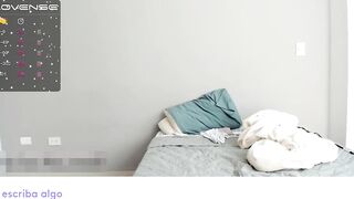 Jerk Off Whilst I Screw Myself with a Giant Sex tool