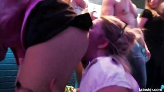 Sexy bi sexual pornstars screwing in the club