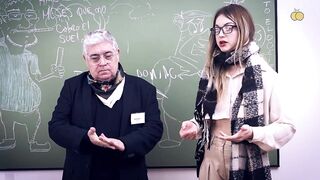 un lugar diferente donde los mayores que no pudieron terminar antes tienen una segunda oportunidad. Pero bajo la estricta mirada del director Palacios
