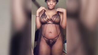 Want Your Large Hands Could Grab All on Me