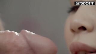 I pushed his screwing wang down my mouth and let the spit run everywhere