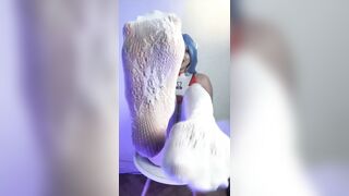 Thick hips widen wide on the chair