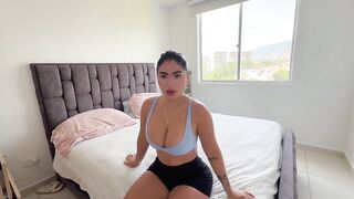 Gran follada con la chica del gym mientras su marido trabaja