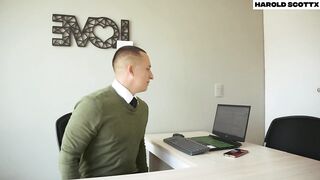Wench secretary screws her boss and gets cum on her breasts