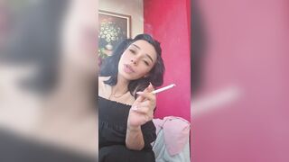 Seductive and Fascinating Smokin'