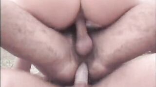 Curvy floozy and 2 boyz bang outdoors in extraordinary threeway session