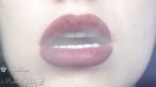 Cum to my large lips and hookah smoke!