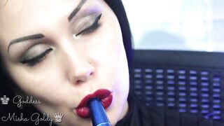 Cum to my large lips and hookah smoke!