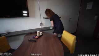 Une femme de ménage française mother I'd like to fuck au cul parfait, surprise en educate de se masturber et Défoncée en anal par un client de l'hôtel !!!