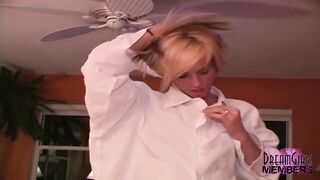 Sexy blond masturbates in a elevator