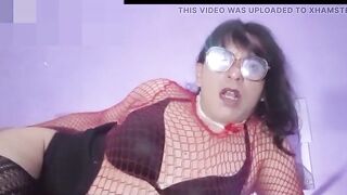 I love her cum in my throat and smack it