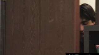 MAMMA'S MALE - Blindfolded Stepmom Andi Avalon Mistakes Stepson For Lover In Wild 3some