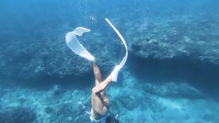 Underwater Shenanigans - Large Booty, Large Breasts Masturbation