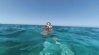 Underwater Shenanigans - Large Booty, Large Breasts Masturbation